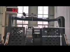 Macchine per il ripiegamento e il taglio automatici di spazzole